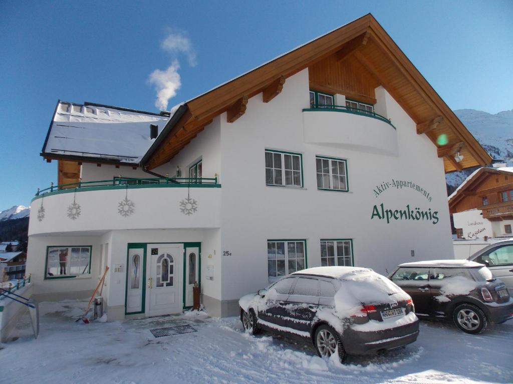 Apart Alpenkoenig - Inklusive Sommercard Apartment Galtuer Exterior photo